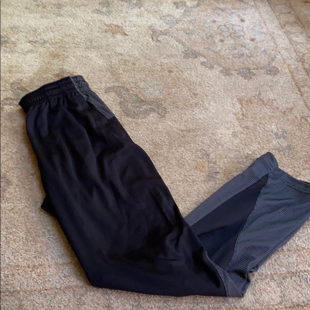 Jordan basketball warmup pants. Size medium